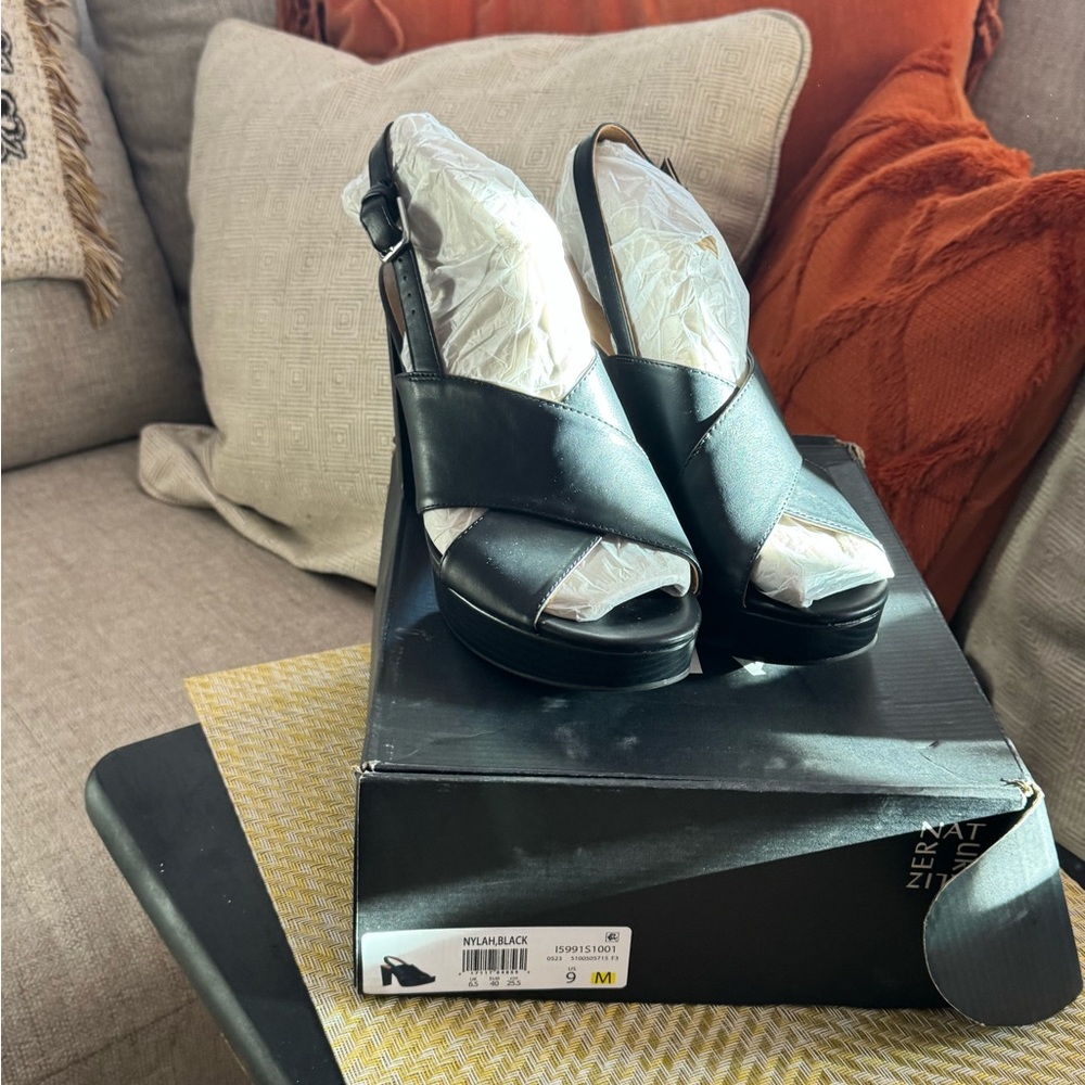 Women's Black Slingback Sandals